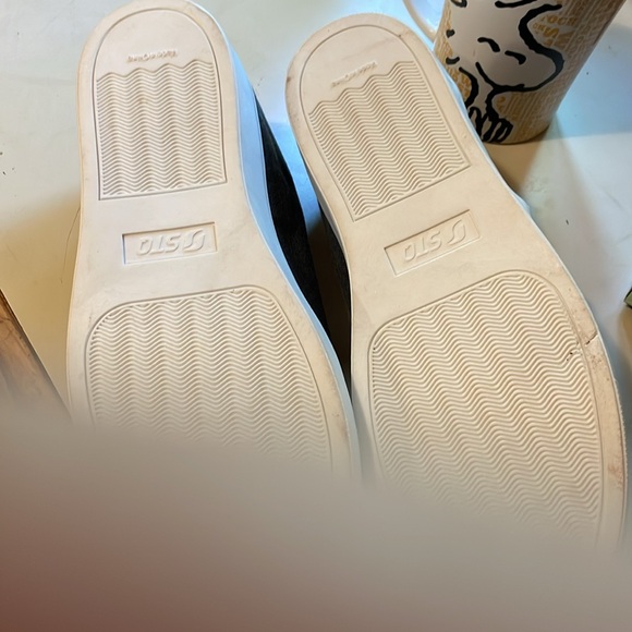 STQ size women’s 9 1/2 - Picture 2 of 4